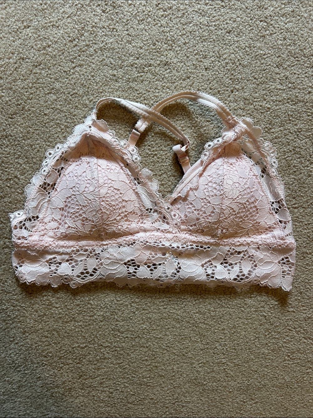 Marilyn Monroe light pink padded Demi crisscross sports bra